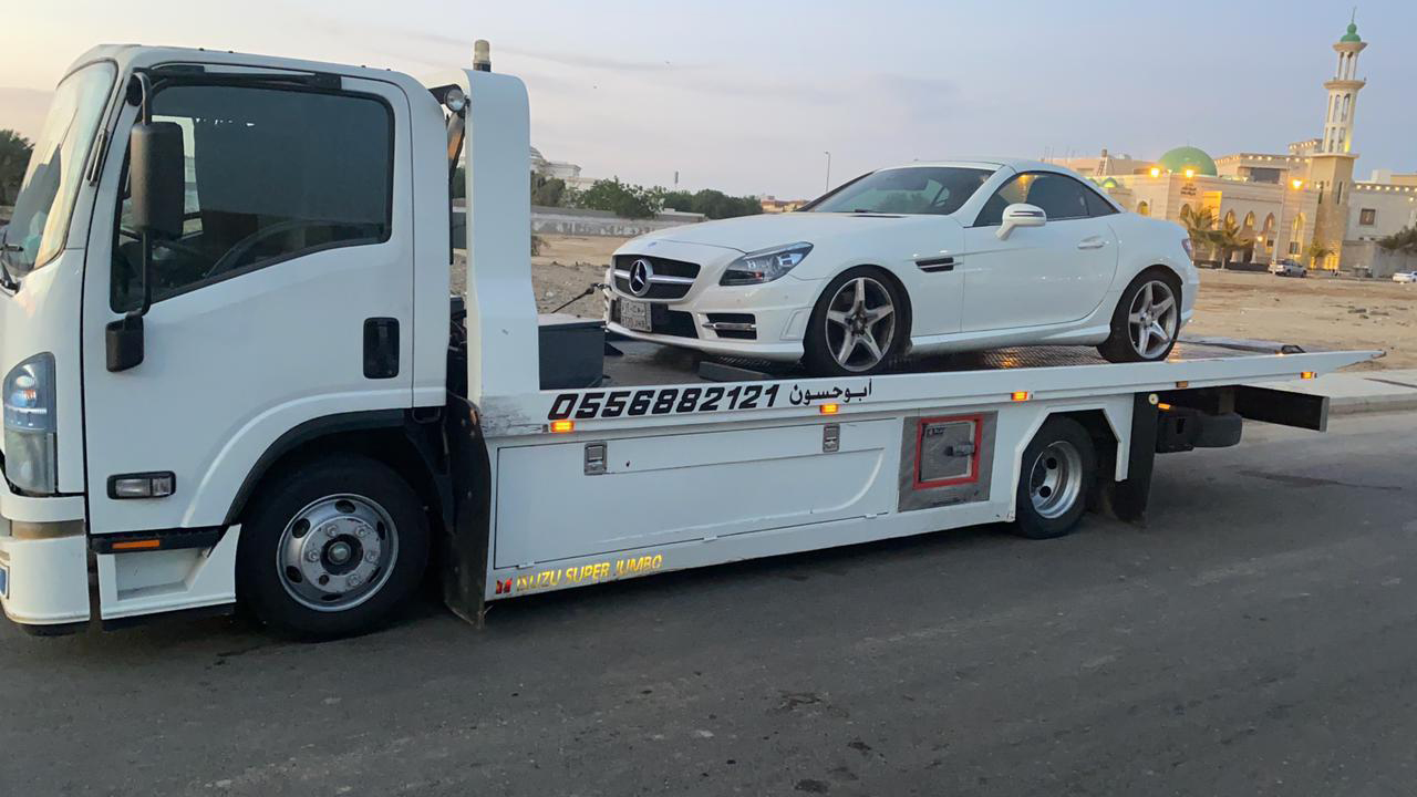 نقل سيارة مرسيدس